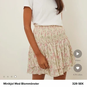 Nakd kjol  - Volangkjol från nakd i storlek 38, supersöt o helt oanvänd prislapp kvar