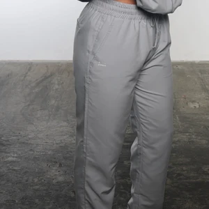 Intressekoll adsgn byxor - Använda max 5 gånger. Kollar om det finns intresse, super fina men kommer inte till användning ❤️