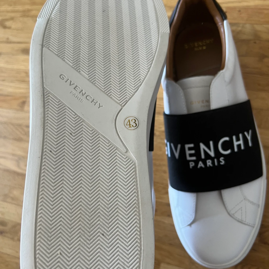 Givenchy Paris Sneakers - HELT NYA - 91