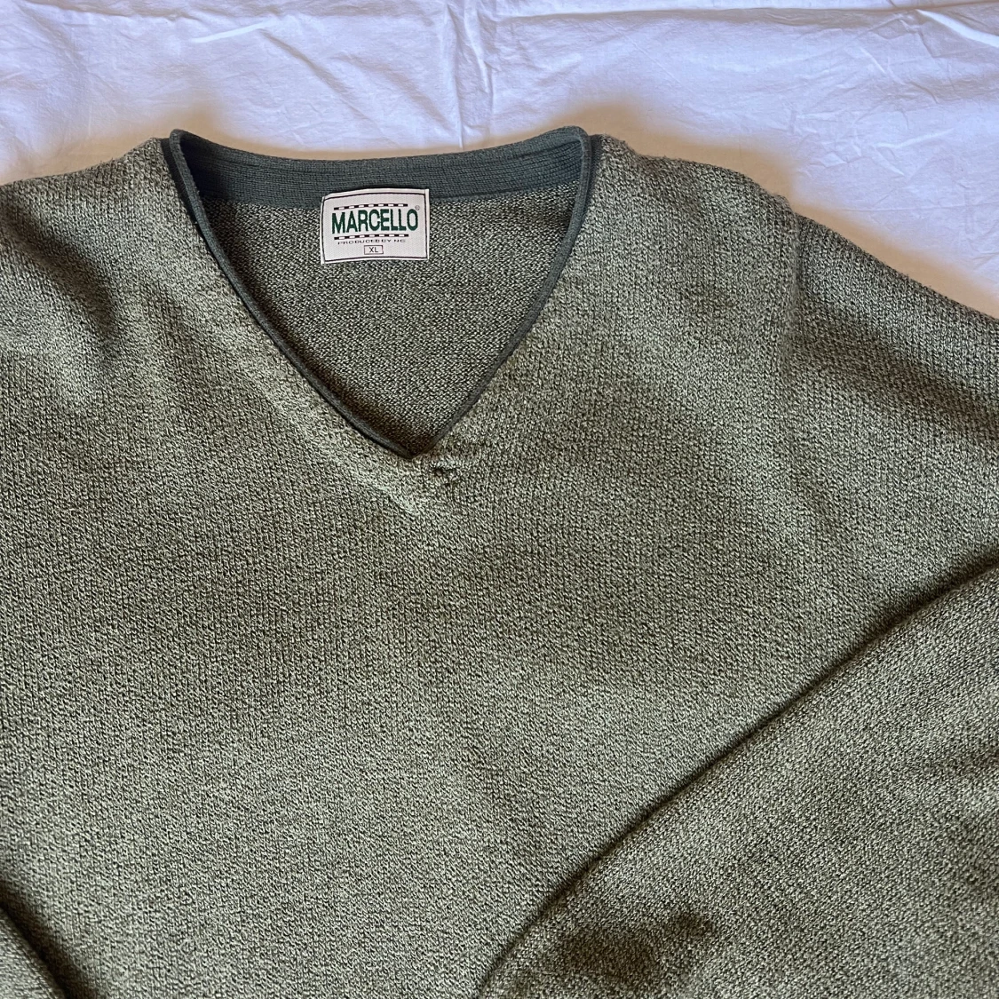 Grön stickad tröja - 90