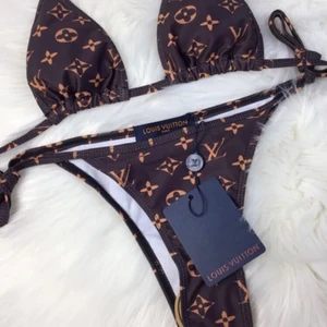 SÖKER LOUIS VUTTION BIKINI  - (Söker)