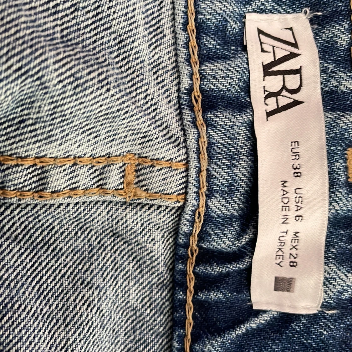 Mom jeans från zara  - 91
