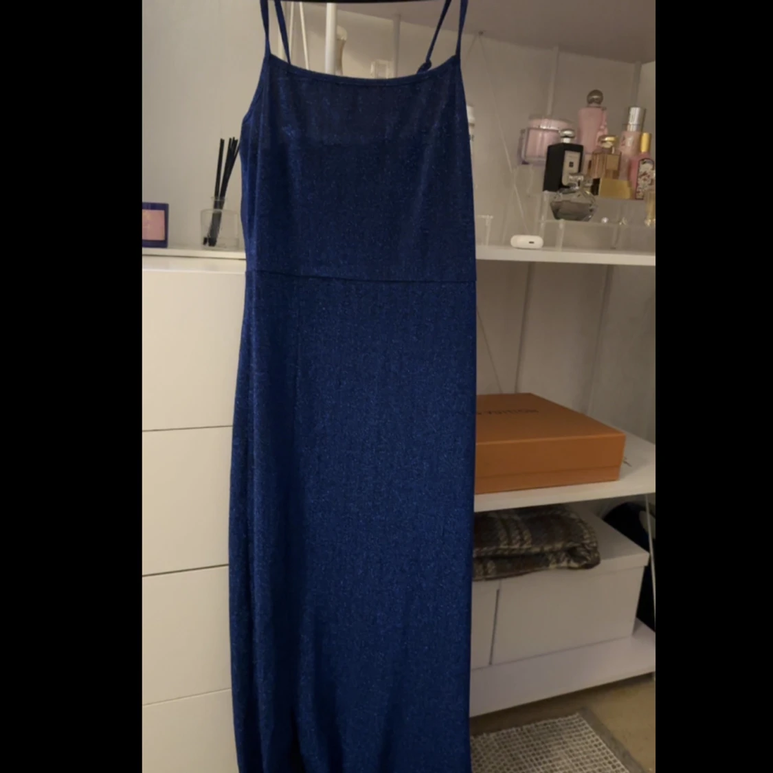 Blå lång klänning 