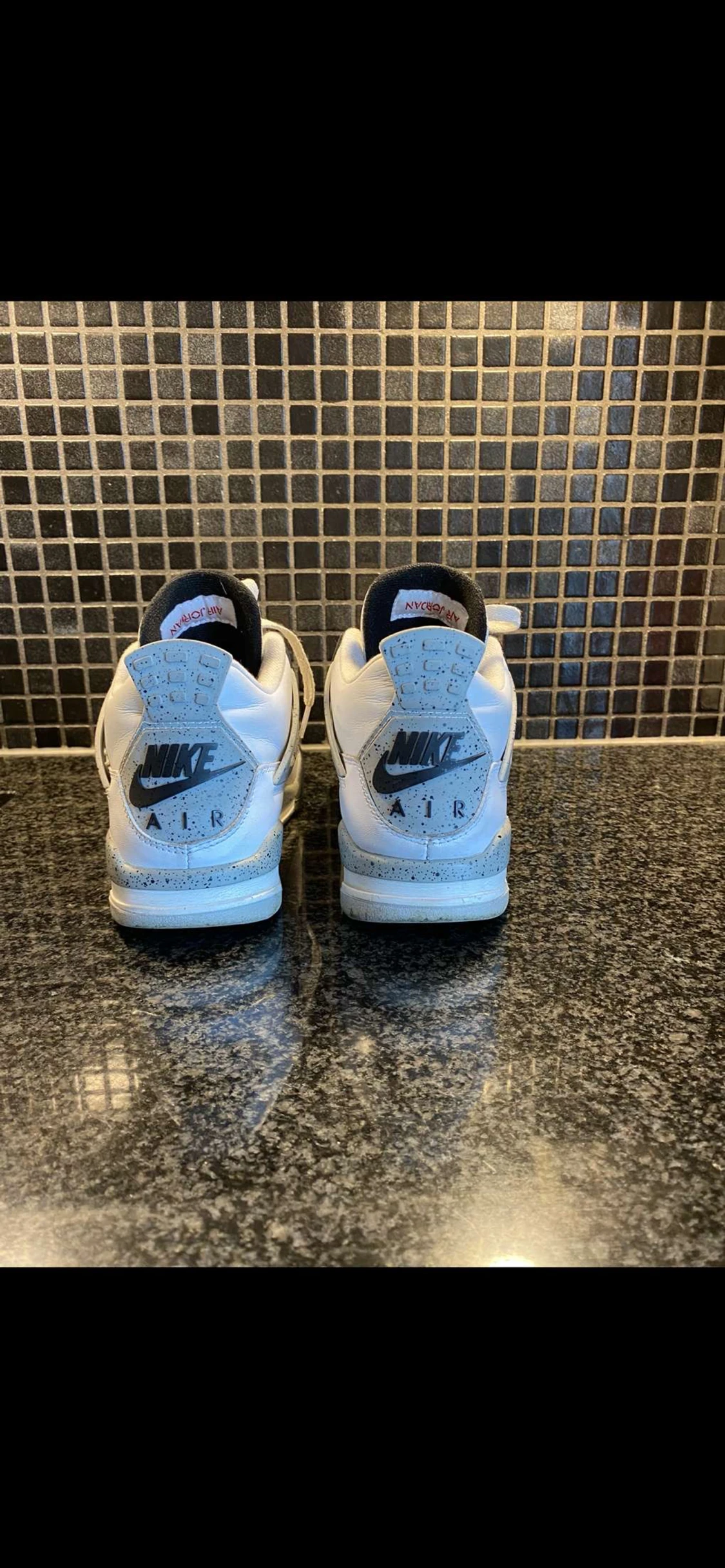 Jordan 4 ’White Cement’ - 90