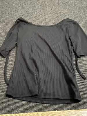 Kort armad topp - En topp som aldrig är använd 