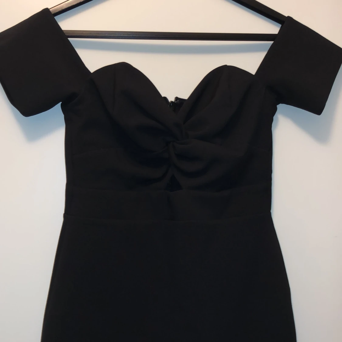 Kort svart klänning - 91