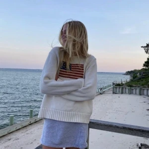 Intressekoll  - Intressekoll på denna ljusblåa Ralph lauren tröja. Säljer vid bra bud💙