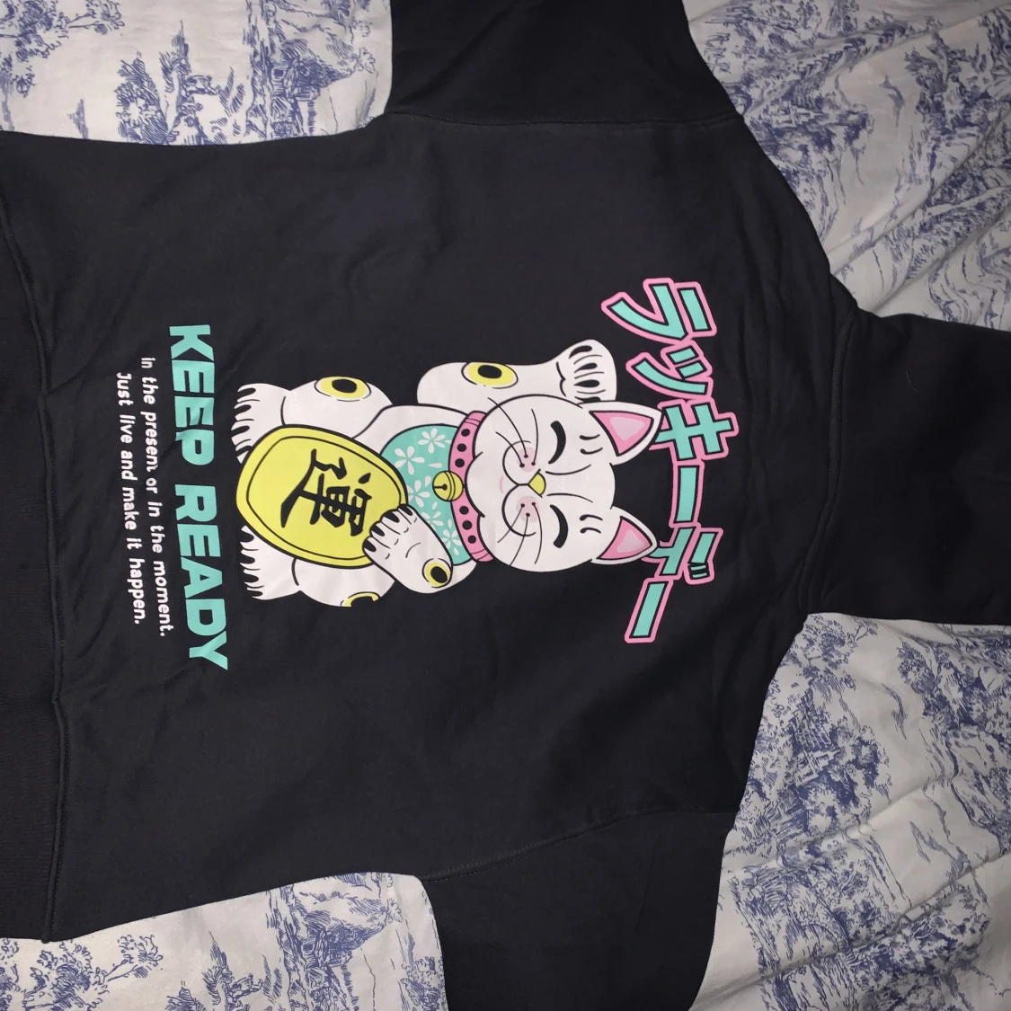 Hoodie med tryck 🖤 - 91