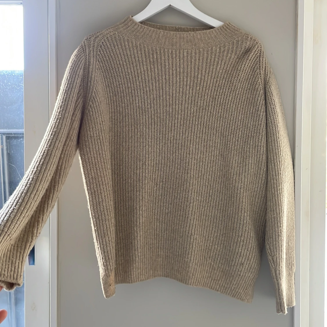 Stickad tröja L  - 90