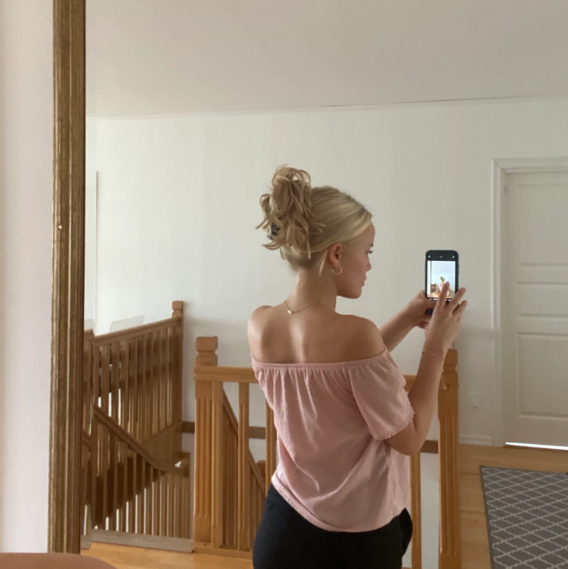 Söt offshoulder tröja - 90