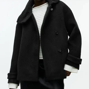 ARKET fuzzy wool jacket - Intressekoll på denna slutsålda jackan från Arket, ny med prislappar. Strl 34