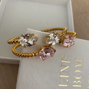 Caroline svedbom armband - Som nya, 350kr/st