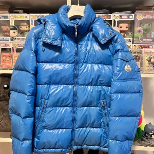 Moncler Maya Size 3  - Moncler Maya Blå Size 3 