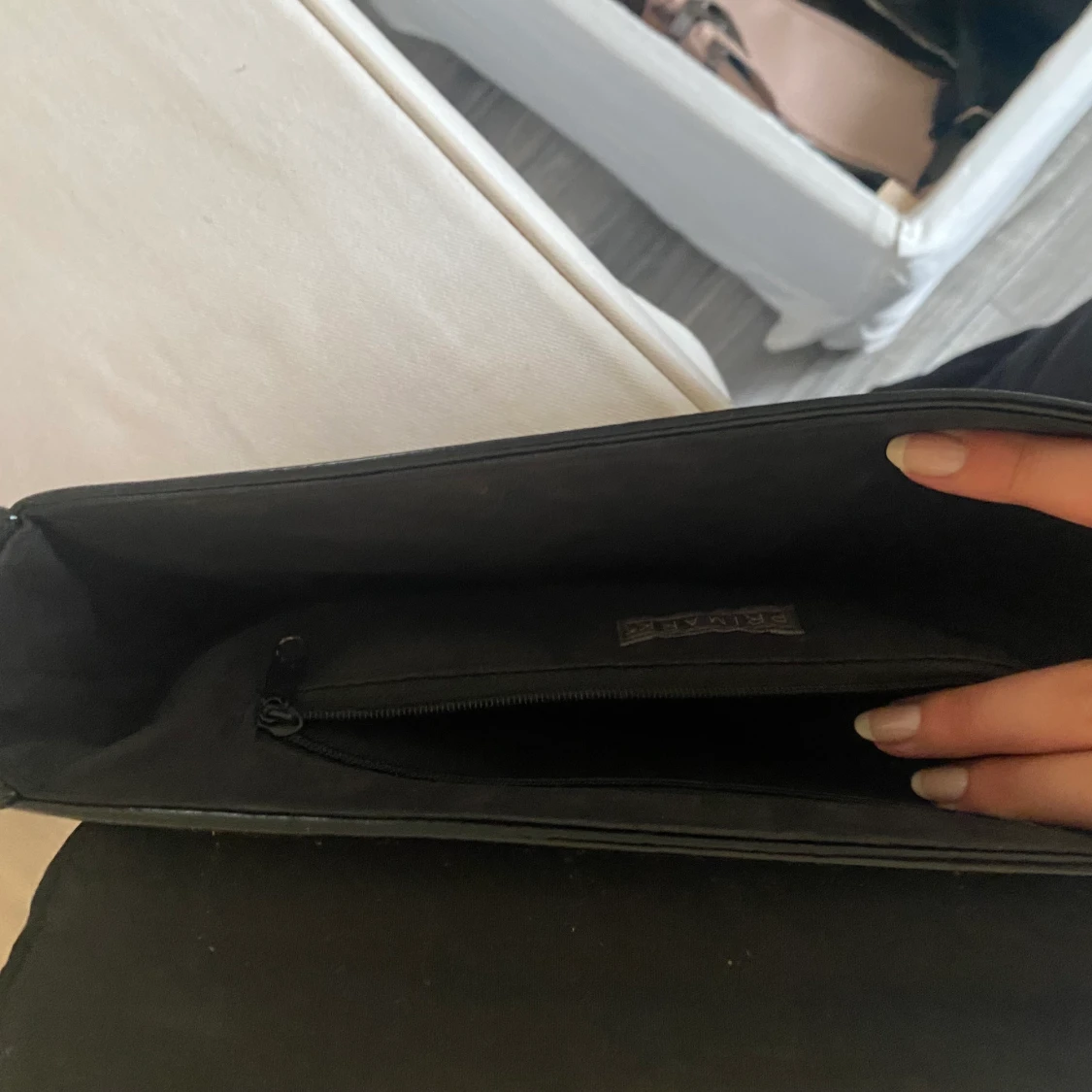 Svart väska  - 90