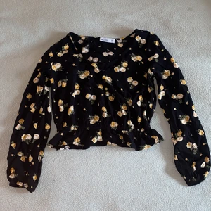 Blus fr holister - Super fin blus från hollister i storlek M💕