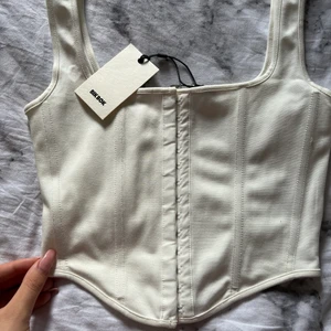 Topp - Den är aldrig använd,passade inte.