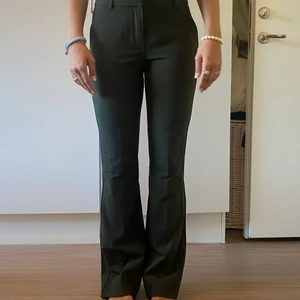Five Units kostymbyxor - Knappt använda kostymbyxor strl 26