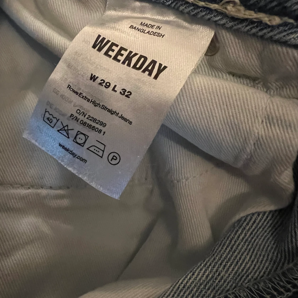 Weekday Rowe - Aqua Blue, W29 L32 - 91