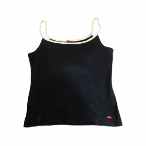 Esprit linne - fetttt gulligt linne från esprit, en favorit men använder nt lika mycket💔 står xl men rekommenderar m då esprits storlekar är rätt små