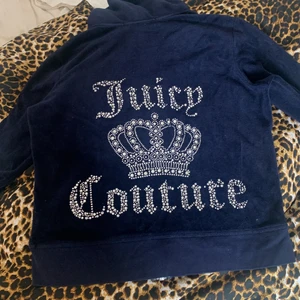 Juicy couture  - För liten för mig därför jag säljer, kom me bud , storlek L men är mer som en xs/S