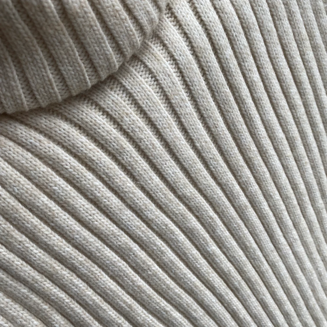 Stickad slipover/väst - 91