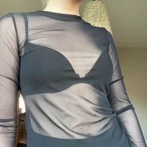Mesh top - Mesh top från hm! Finns ingen lapp på dem men skulle säga att den är i storlek S och passar nog från xs-m