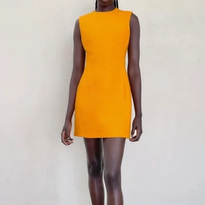 ZARA KLÄNNING - Strl xs helt oanvänd lappen hänger kvar