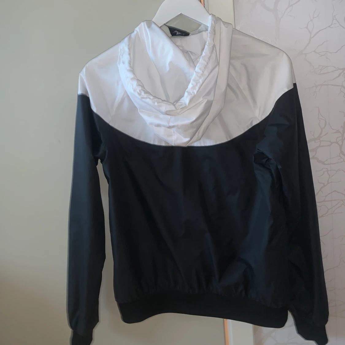 Nike jacka! - 90