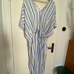 Summer dress - Striped viscose kaftan style dress with low neck and drawstring waist. Maxi length. Never worn (too long)