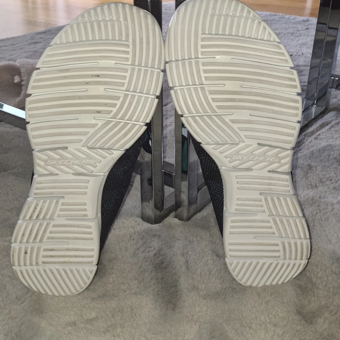 Skechers air-cooled - 91