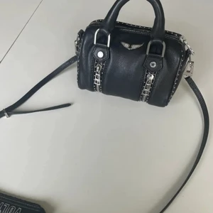 Zadig väska - Väska kan bytas mot en tiamo väska eller så köper man den för 700kr!