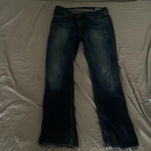 Levis capital E - Levis vintage capital E bootcut jeans, de kommer med bra kvalite och har använts några gånger, strl 34x34