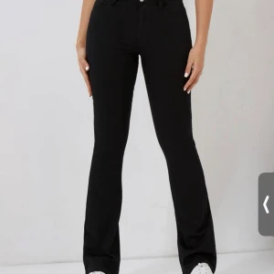 Bootcut jeans  - Finns i Malmö 