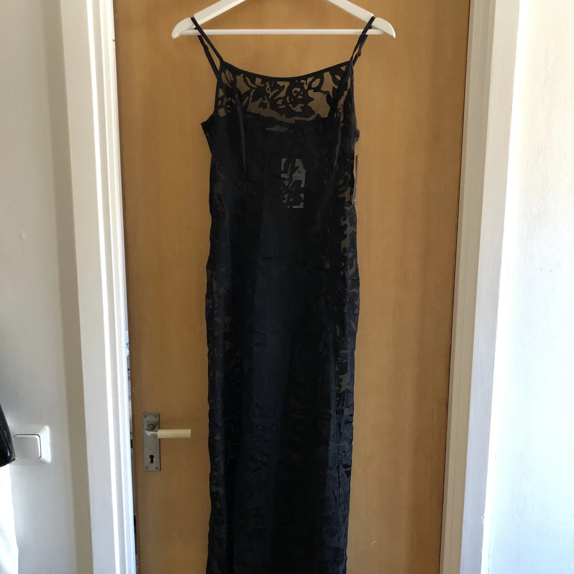 Spetsklänning från NA-KD - 90