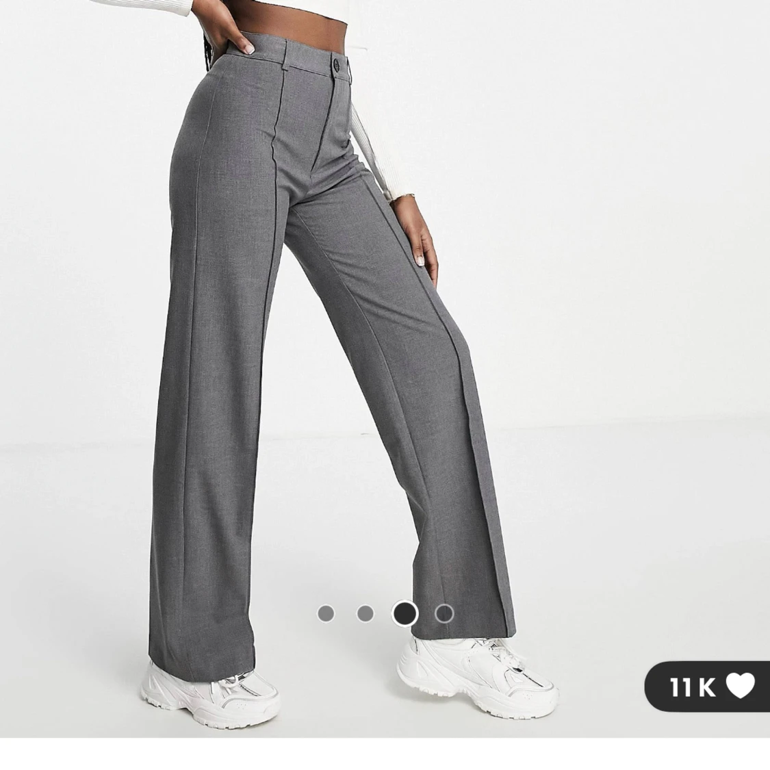 Gråa kostymbyxor - 90