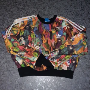 Adidas sweetshirt stl S - Adidas sweetshirt stl S.