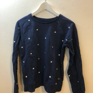 Tröja - Sweatshirt meddela för mer info!