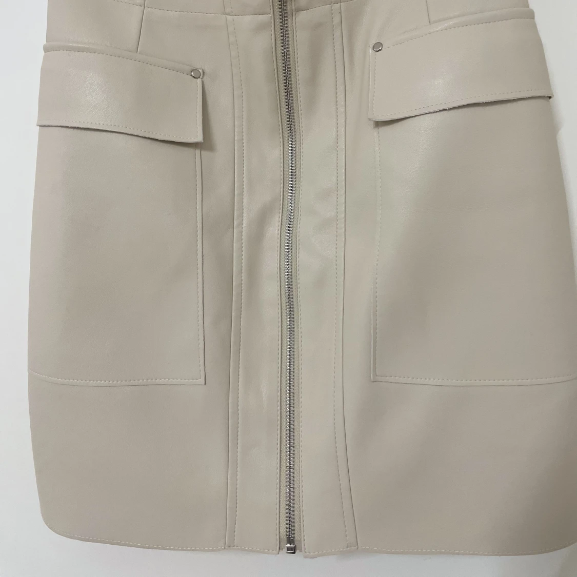 Gullig minikjol - 91