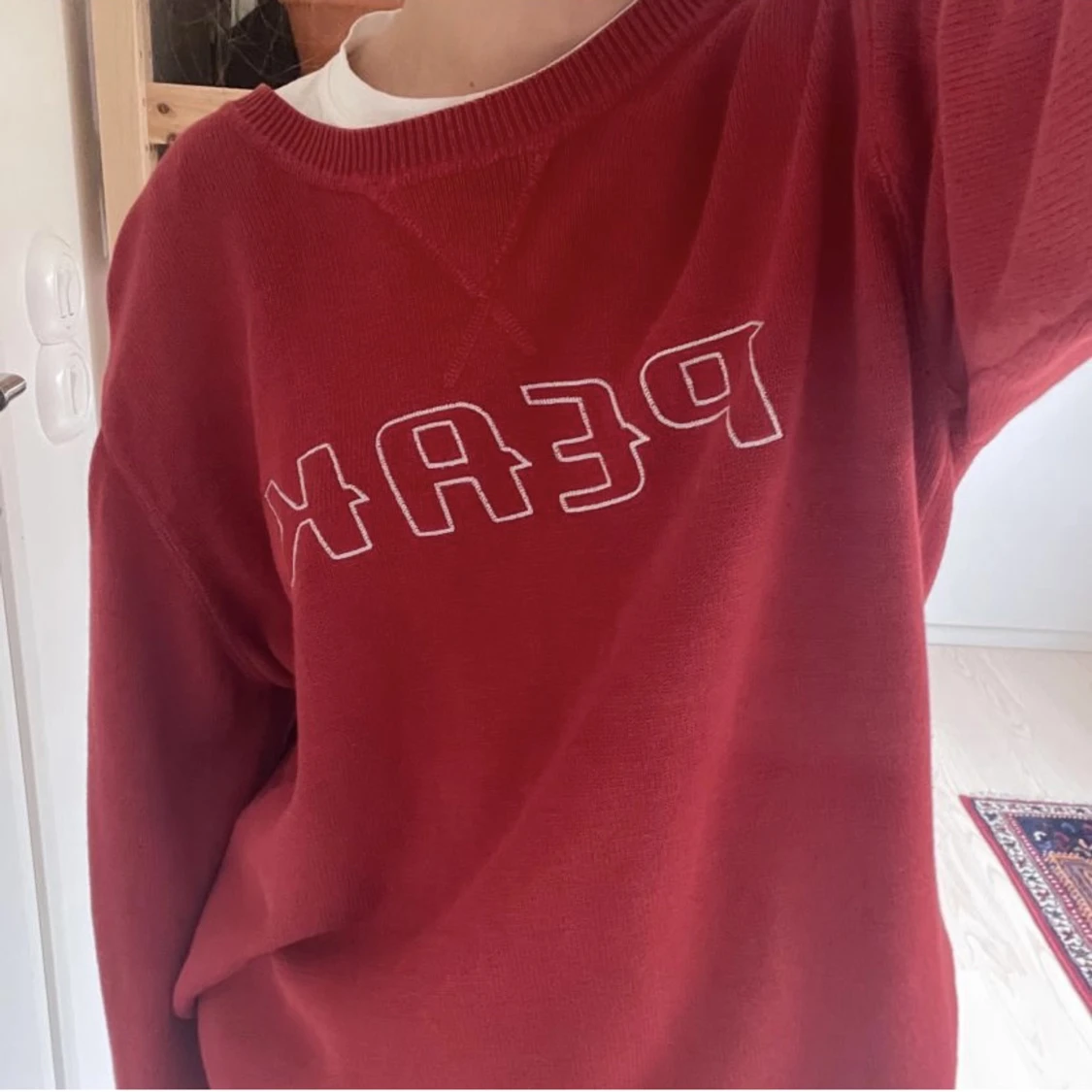 Peak performance sweatshirt