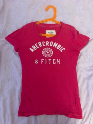 Abercrombie & fitch - As snygg Abercrombie & fitch tröja Strlk: xs as fin