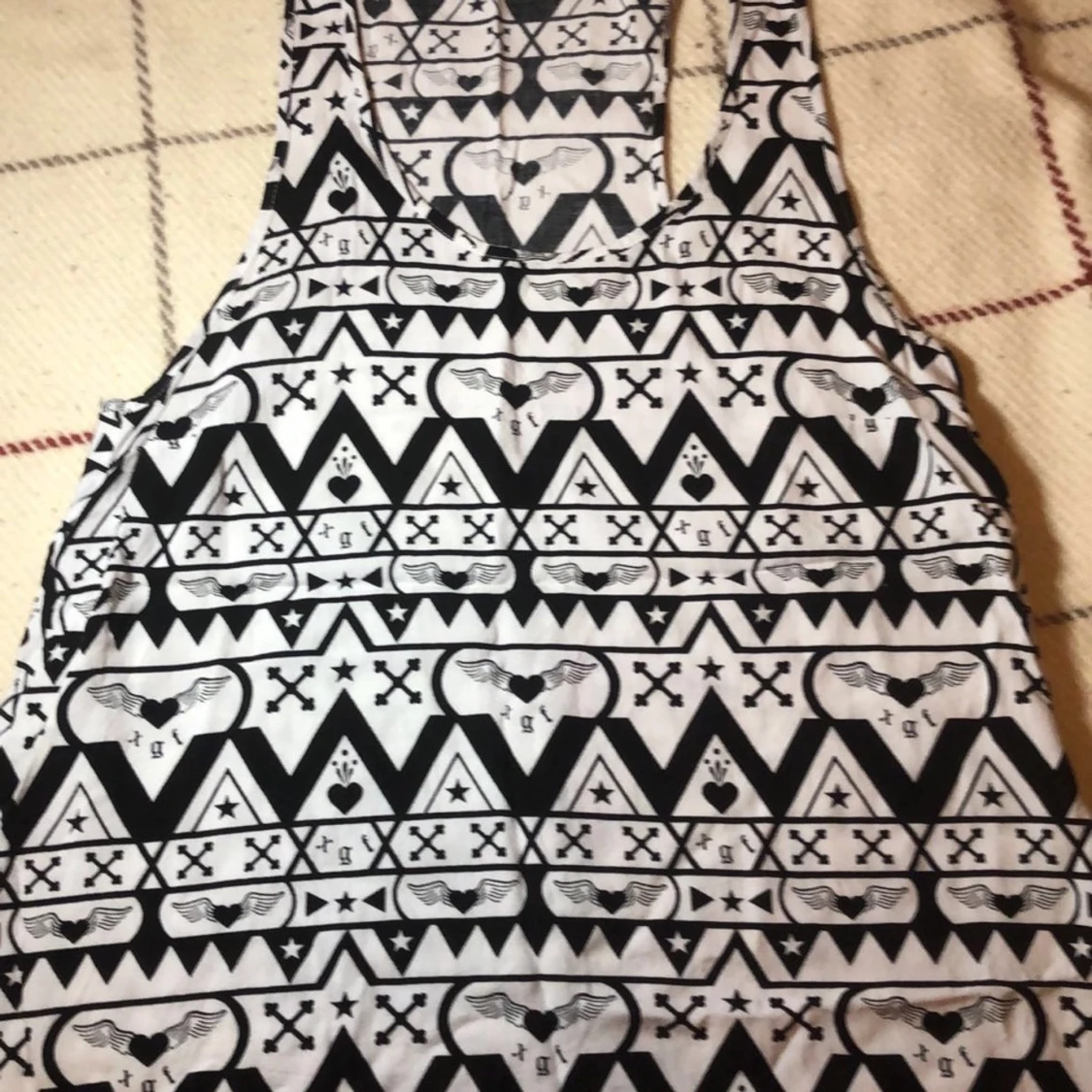 linne med mönster🖤 - 90