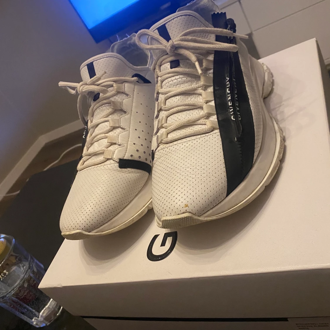 Givenchy skor strl 44 - 90