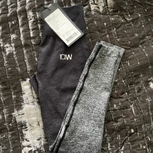 iciw ombre tights - bara testade och lappen kvar. Köptes förra året men inte kommit till användning :) 