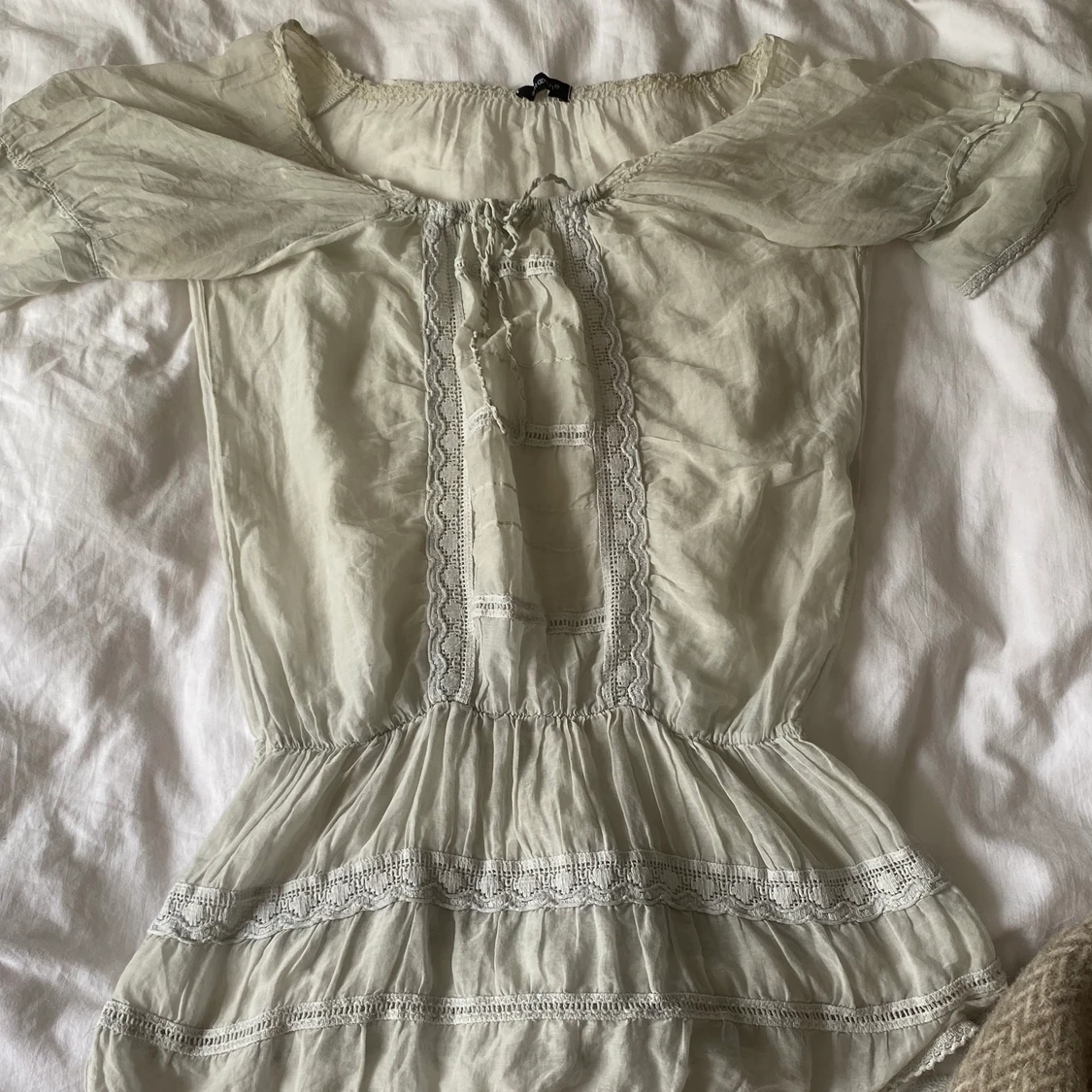 Vit sommarklänning - 90