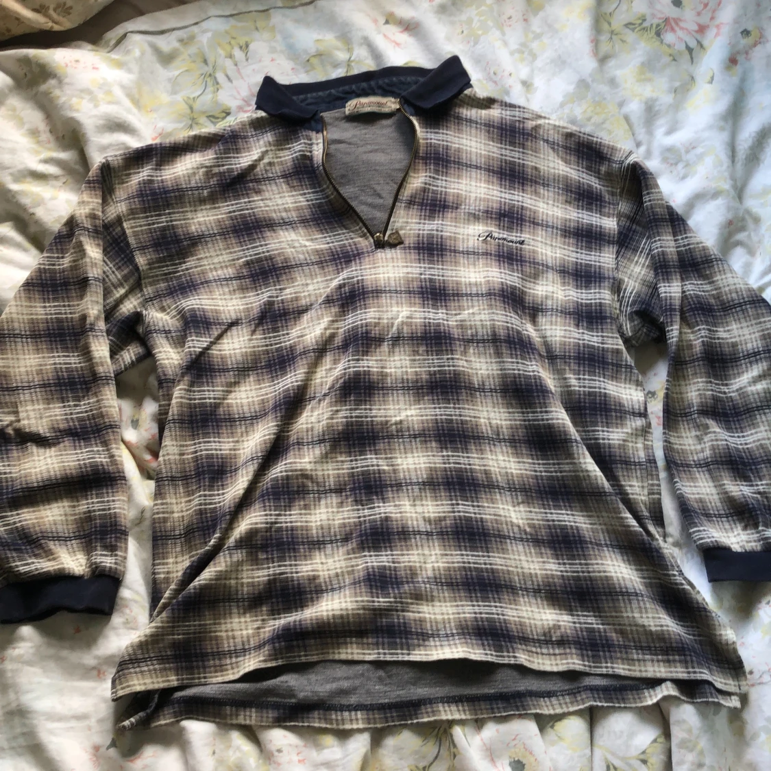 Paramount Quarter Zip