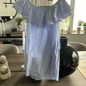 Klänning  - Klänning den zara ❤️