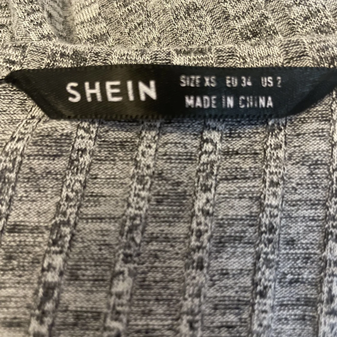 V-ringad tröja - 91