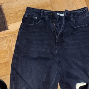 Jeans från nakd - Inköpspris 499  Säljer för 250 Använda 3 gånger max 