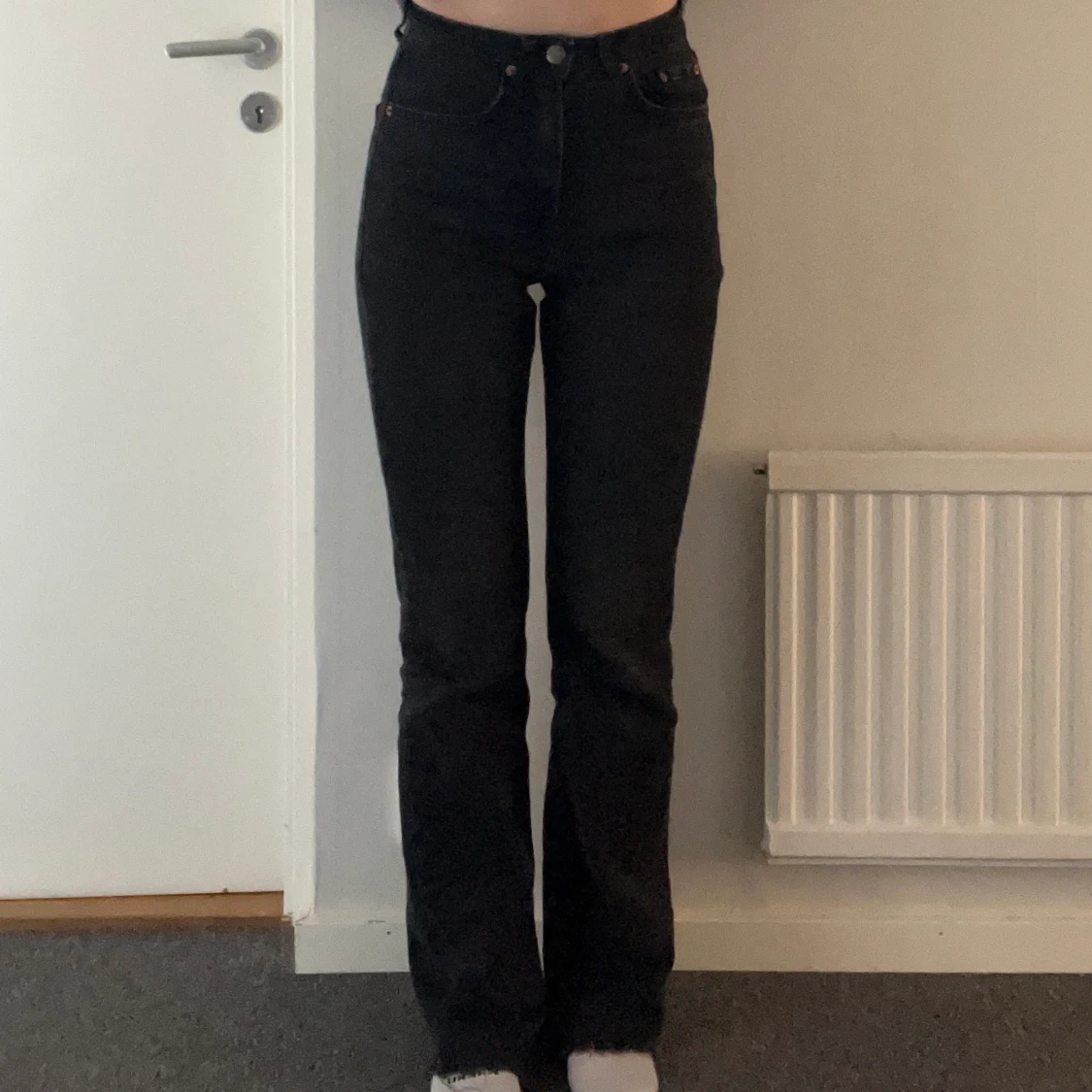 Svarta jeans