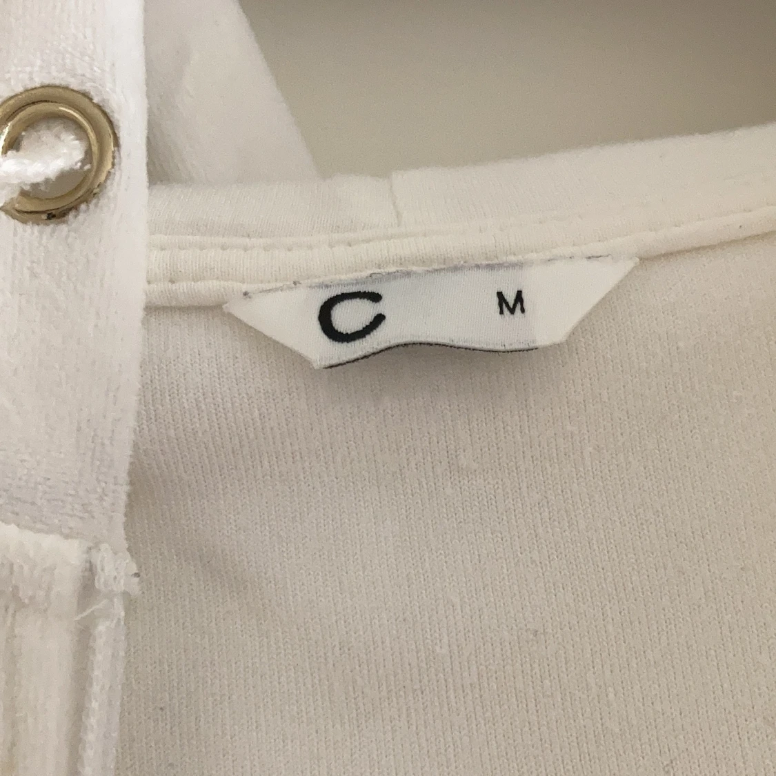 Vit velor tröja st M - 91